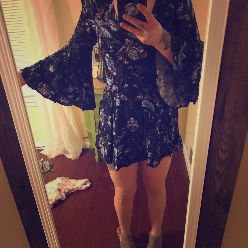 Babydoll dress with boho arms